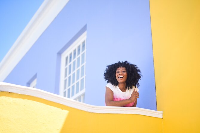 1 Hour Cape Town Bo Kaap Photoshoot Experience - Portraits, movement, and the final album