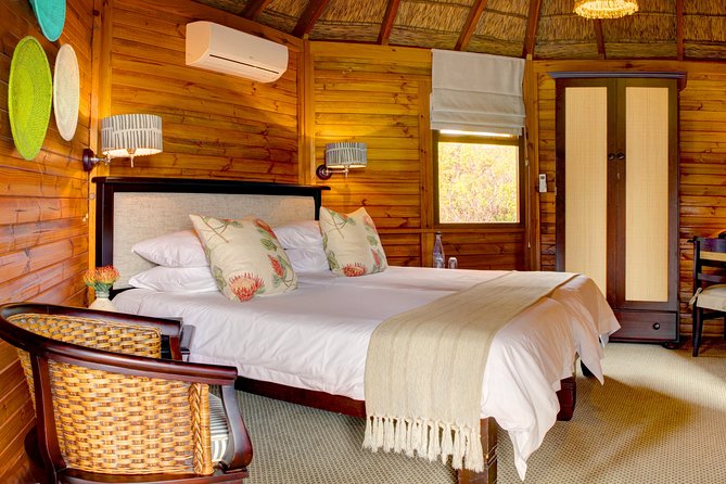 2 Day Safari Experience from Cape Town - Day 2: Early safari and breakfast