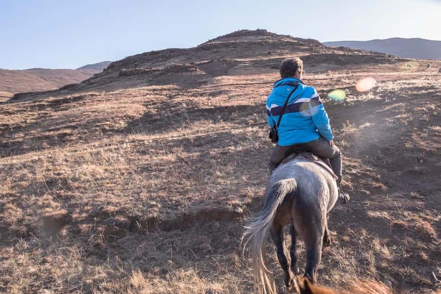 4x4 into Lesotho From Underberg - Horse Ride / Village Life - Climbing Sani Pass from Underberg