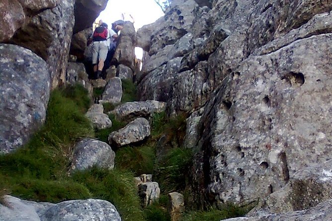 An exciting scramble on Table Mountain - The climb beneath Table Mountain’s cable car