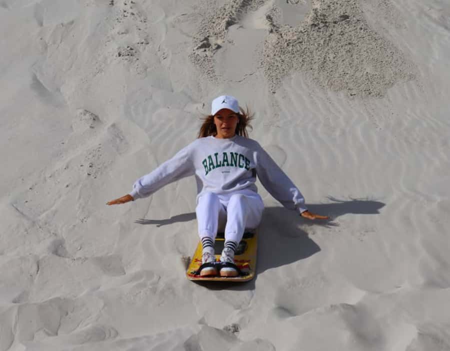 ATLANTIS DUNES: JEEP 4X4 TOUR, QUAD BIKE & GLAM SANDBOARDING - Group format and guide support