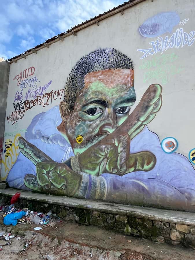 Authentic Township Tour Cape Town - Walking through Khayelitsha