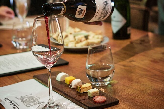 Big 5 Aquila Safari Full Day Tour and Lunch - From Cape Town vineyards to a Big Five reserve
