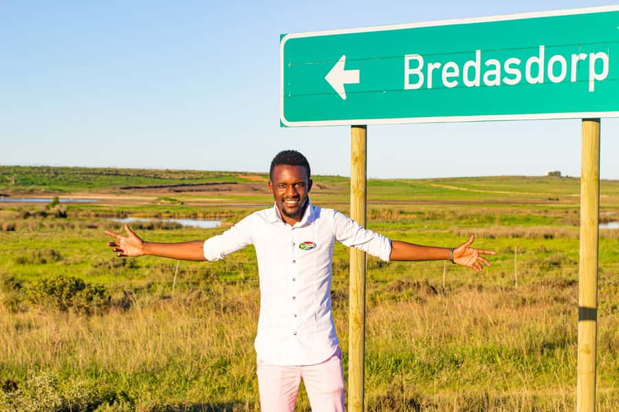 Cape Agulhas, Hermanus & Stoney point Penguins full Day Tour - Reaching Struisbaai and Cape Agulhas
