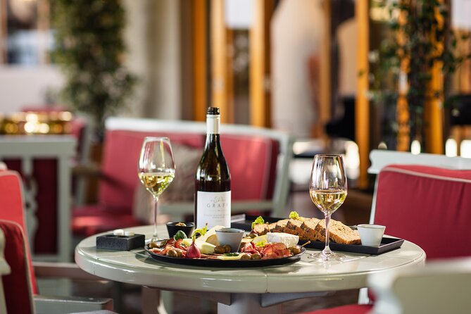 Cape Peninsula Helicopter Private Tour with Stellenbosch Wine Tasting & Lunch - A helicopter start at the V&A Waterfront