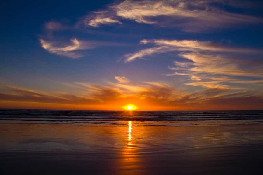 Cape Town: 1.5-Hour Luxury Sunset Cruise with Prosecco - Two Glasses of Prosecco and a Relaxed Start
