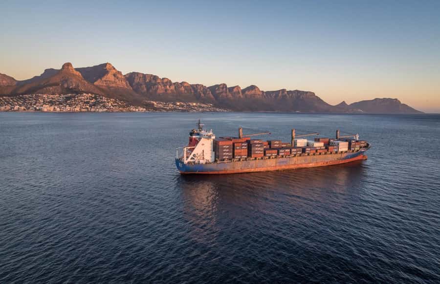 Cape Town: 20-Minute Helicopter Flight and Free Harbour Tour - Along Signal Hill, Camps Bay, and Clifton