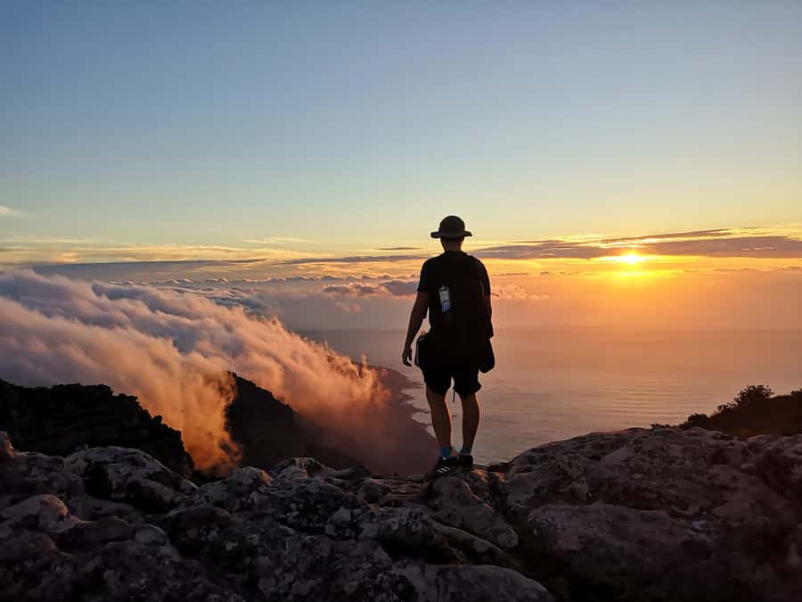 Cape Town: 3-Hour Table Mountain Hike via Platteklip Gorge - What the guide adds to a demanding route