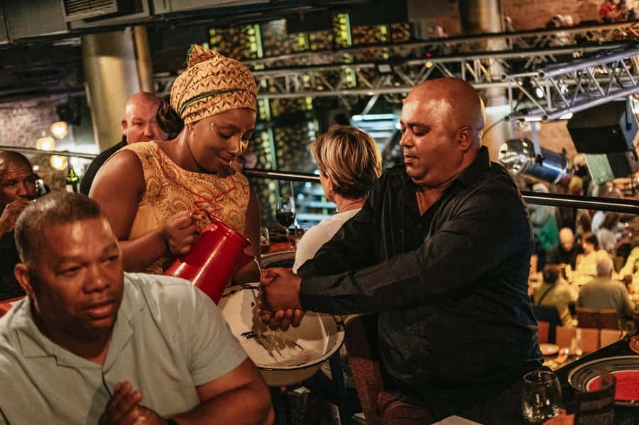 Cape Town: African Dinner, Drumming Experience with Transfer - How the pacing affects the meal