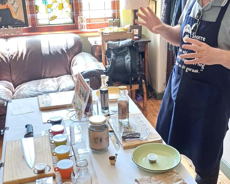 Cape Town: Afrikaans Culture And Making Traditional Biltong - Cutting, seasoning, and preparing your own sticks