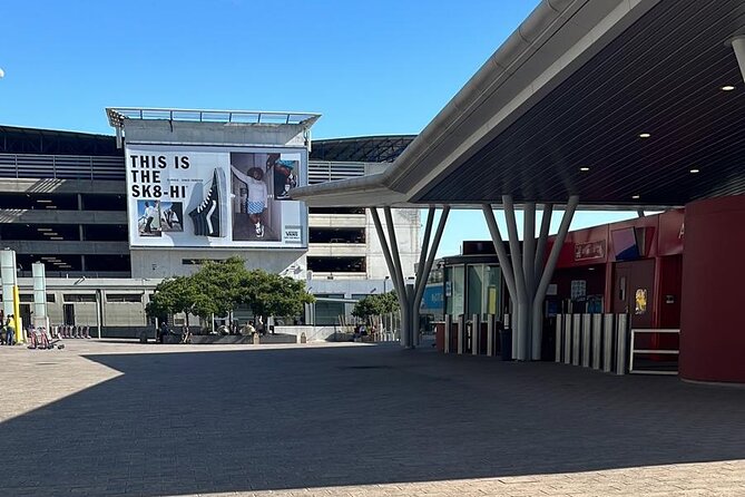 Cape Town airport transfer TO or FROM airport - Group size, luggage, and the right vehicle