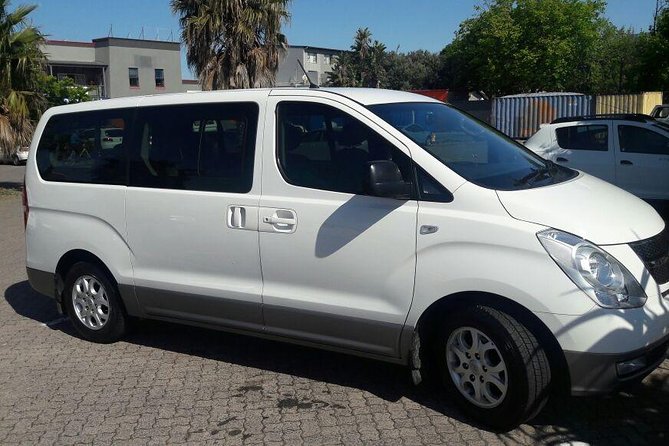 Cape Town Airport Transfers to hotels and Return Transfers, Wi-Fi - Meeting Your Driver Outside Cape Town International Airport