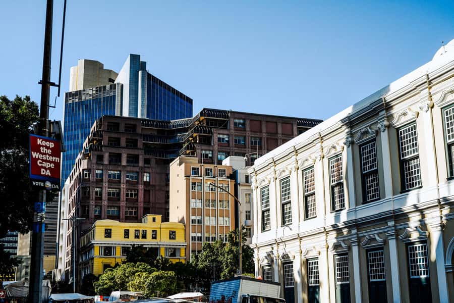 Cape Town: Art, Culture & History Walking Tour - The Company’s Garden, the Slave Lodge, and Parliament