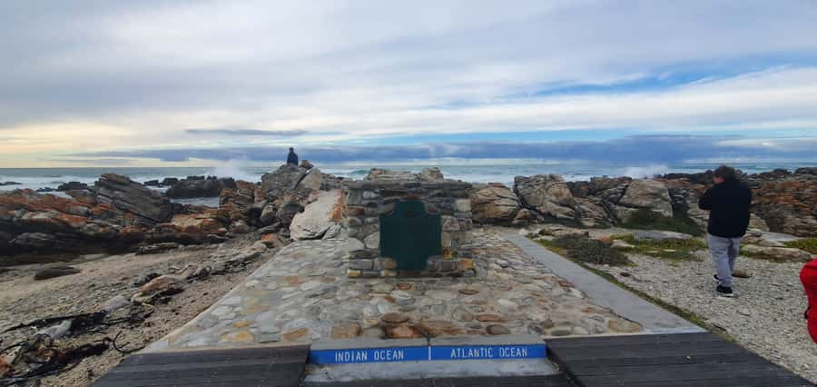 Cape Town: Cape Aghullas Van Tour with Hotel Pickup - Steenbras Dam and the Elgin Valley