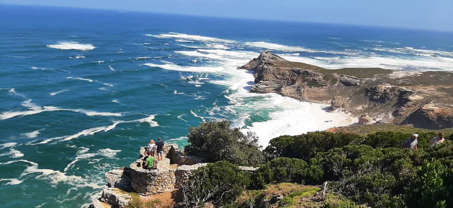 Cape Town: Cape of Good Hope, Penguins and Sightseeing Tour - Boulders Beach and the African penguins