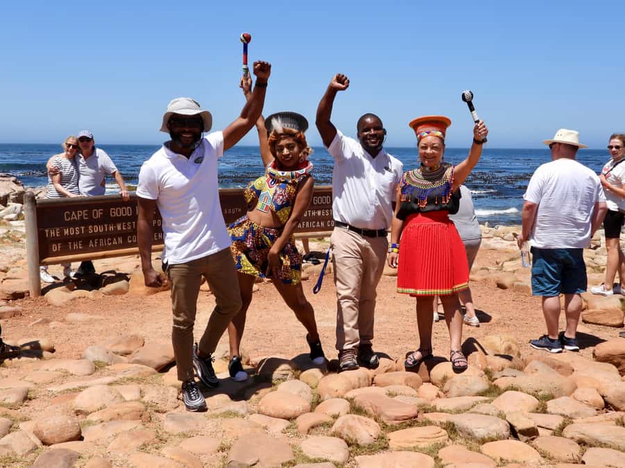 Cape Town: Cape of Good Hope & Penguins Day Tour with Pickup - Simon’s Town, lunch, and a useful pause