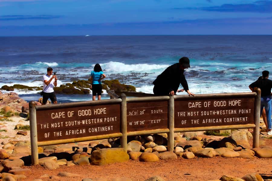 Cape Town: Cape Peninsula & Boulders Beach Shared Tour - Bo-Kaap brings the city into the day
