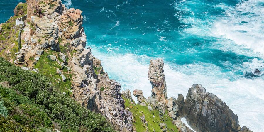 Cape Town: Cape Peninsula & Table Mountain Private Day Trip - Boulders Beach brings you close to African penguins
