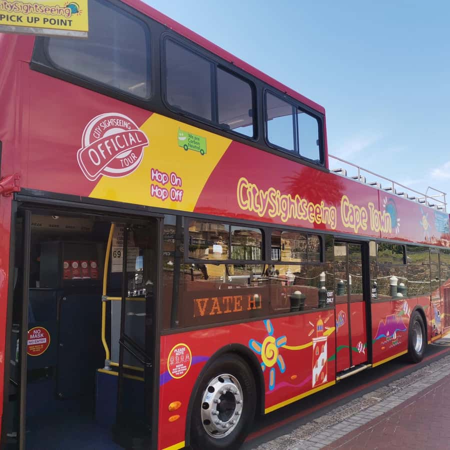 Cape Town: City Explorer Pass with Classic Bus Ticket - The Classic Bus gives you a useful city overview