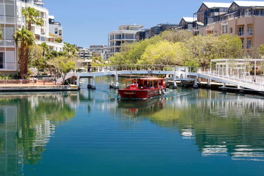 Cape Town: City Explorer Pass with Classic Bus Ticket - Food perks are useful, but read the time limits