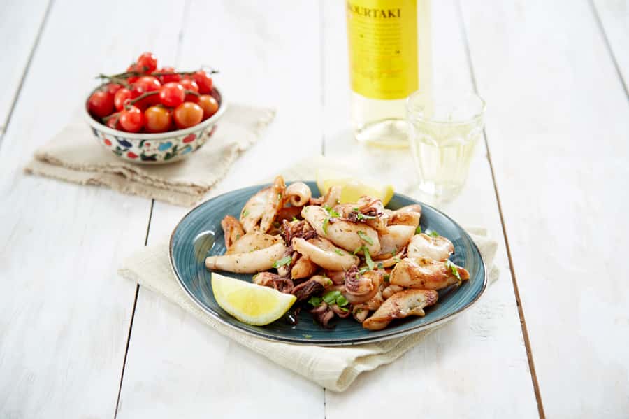 Cape Town: Coastal Cruise & 2-Course Lunch Combo - Choosing between the trawler and the sailing vessel