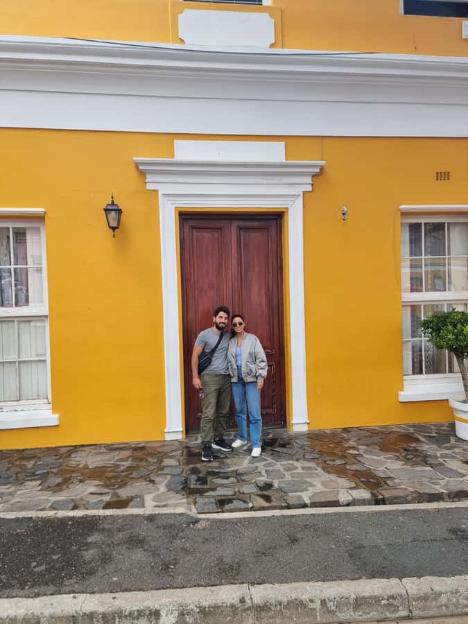 Cape Town: Culinary Walking Tour with Food Tastings - Guides Brad and Lindy bring the tour to life