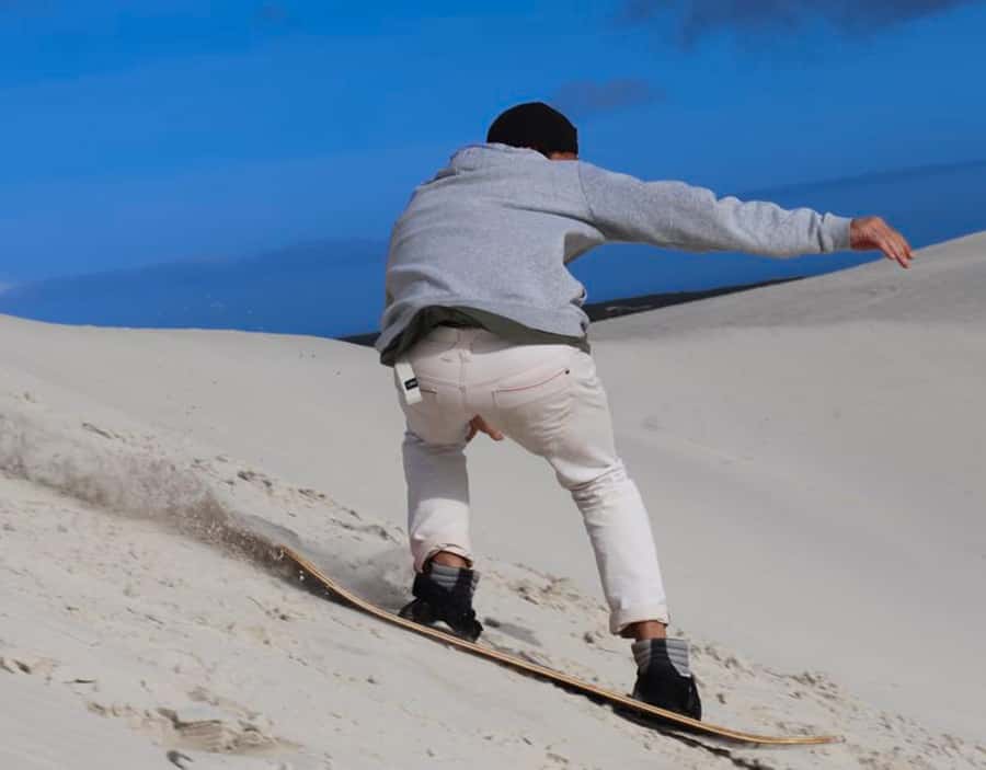 CAPE TOWN: GLAM SANDBOARDING IN ATLANTIS DUNES WITH WILDX - The guide and group experience