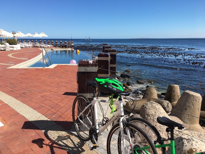 Cape Town Guided City Cycling Heritage Tour - Private Tour - Bo-Kaap, colorful homes, and Cape Malay flavor