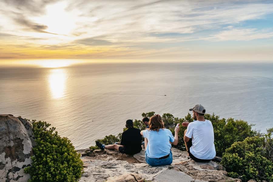 Cape Town: Guided Lion's Head Hike at Sunrise or Sunset - The first section: steady walking with changing views