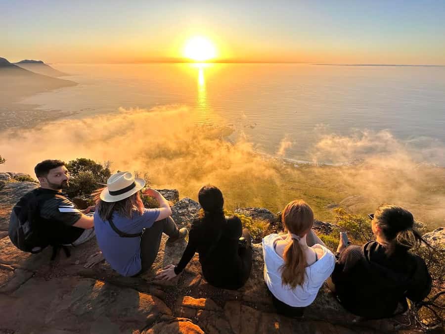 Cape Town: Lion's Head Sunrise or Sunset Hike - Why Lions Head is worth your morning or evening