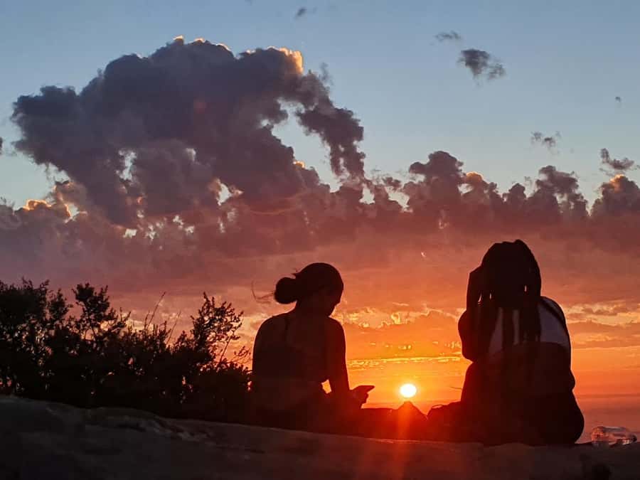 Cape Town: Lion's Head Sunrise or Sunset Hike - Who should book this hike?