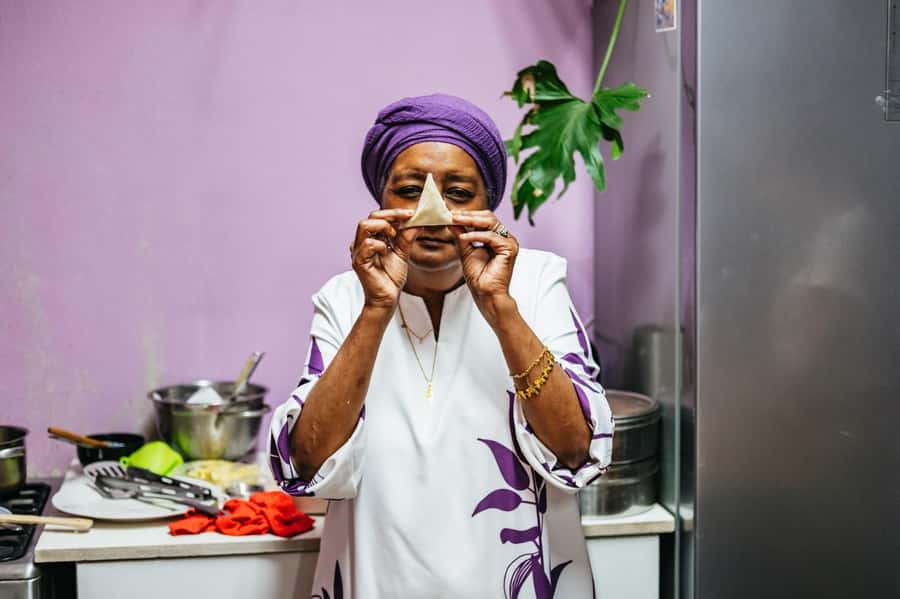 Cape Town: Malay Cooking Class and Lunch in Bo-Kaap - Cooking Cape Malay food in a Bo-Kaap home