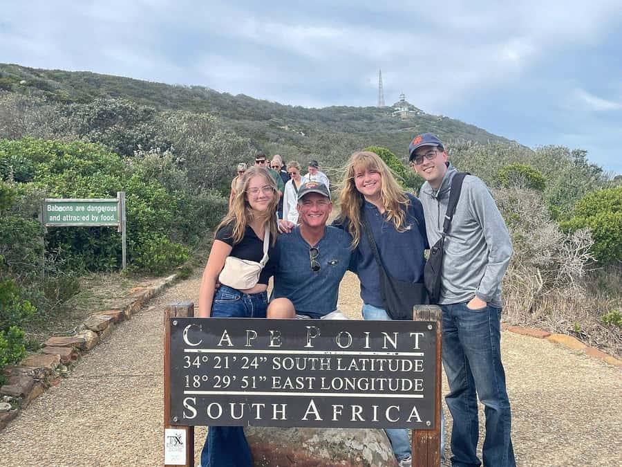 Cape Town: Penguins & Cape of Good Hope Day Tour with Pickup - Hout Bay and the optional Duiker Island seal cruise