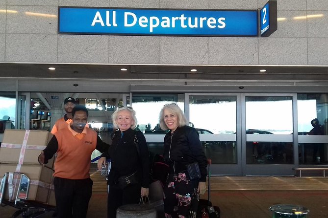 Cape Town Private Airport Transfer - Why a private arrival car helps in Cape Town