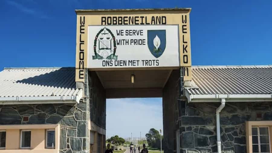 Cape Town: Private Robben Island Half-Day Tour with Pickup - Starting in Cape Town with private pickup