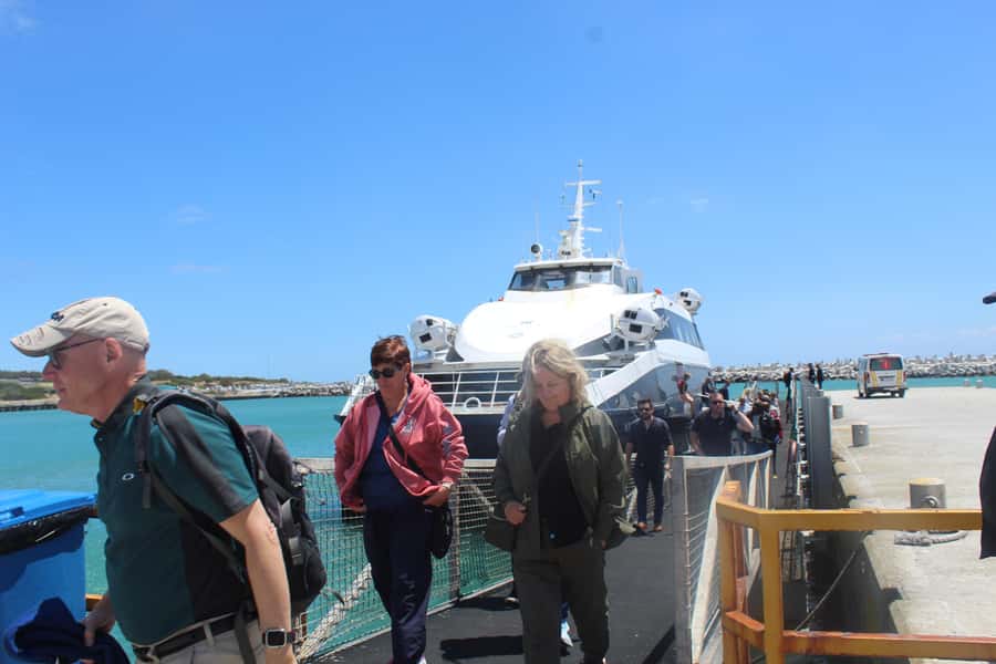 Cape Town: Robben Island ferry ticket with guided tour - Key points to know before booking