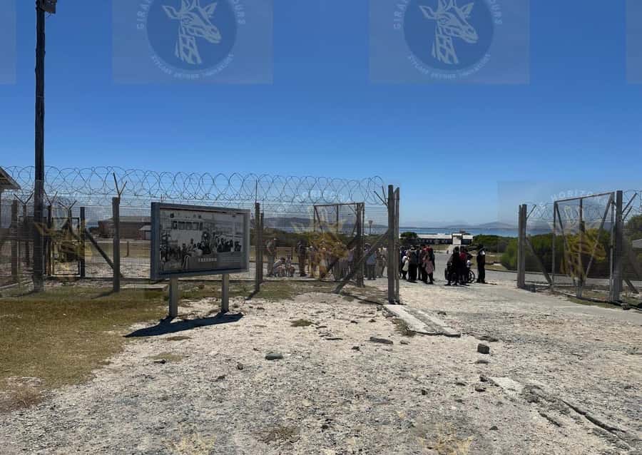 Cape Town: Robben Island Ferry with Prison Ticket and Tour - The value of hearing a former prisoner