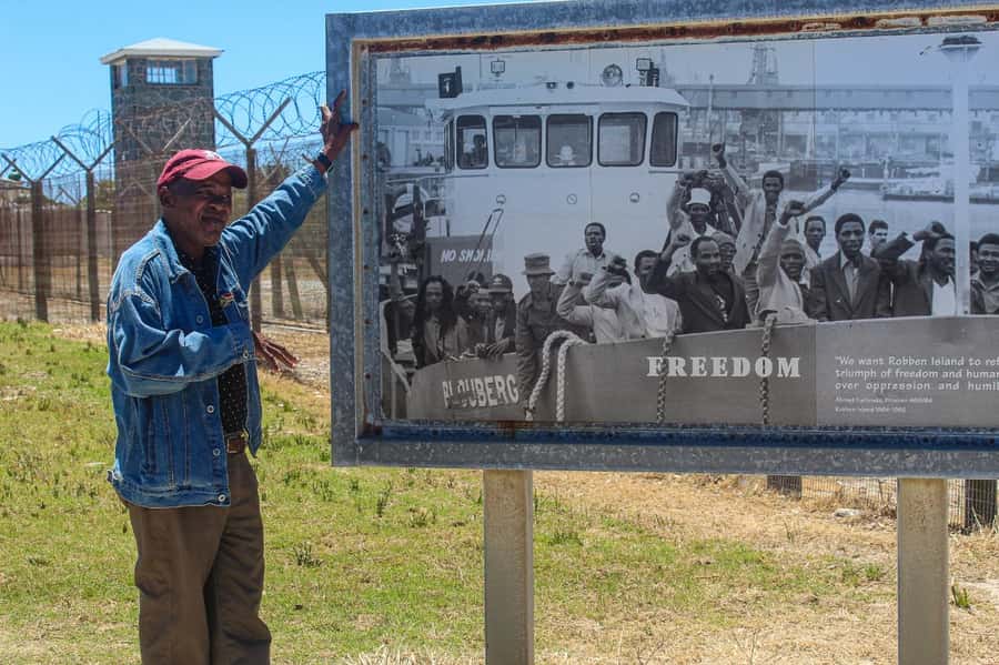 Cape Town: Robben Island Guided Tour ticket & guided tour - Seeing the island beyond Mandela