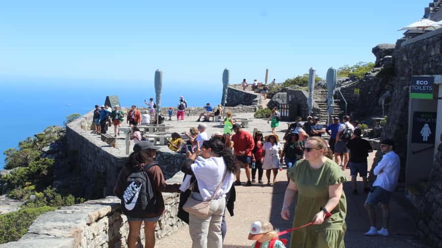 Cape Town: Robben Island plus Table Mountain Tickets - Why this pairing works in Cape Town
