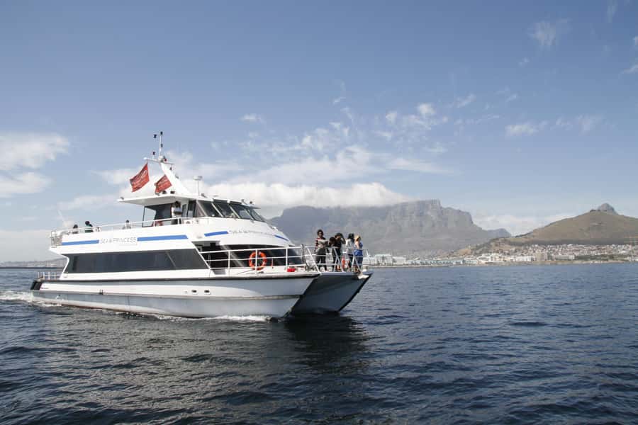 Cape Town: Sunset Champagne Cruise and 3-Course Dinner - Dinner ashore at City Grill or Raj
