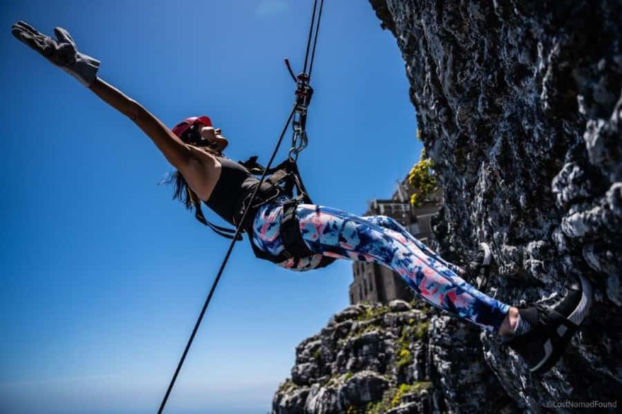 Cape Town: Table Mountain Abseiling Experience - Calm guides make the first step easier
