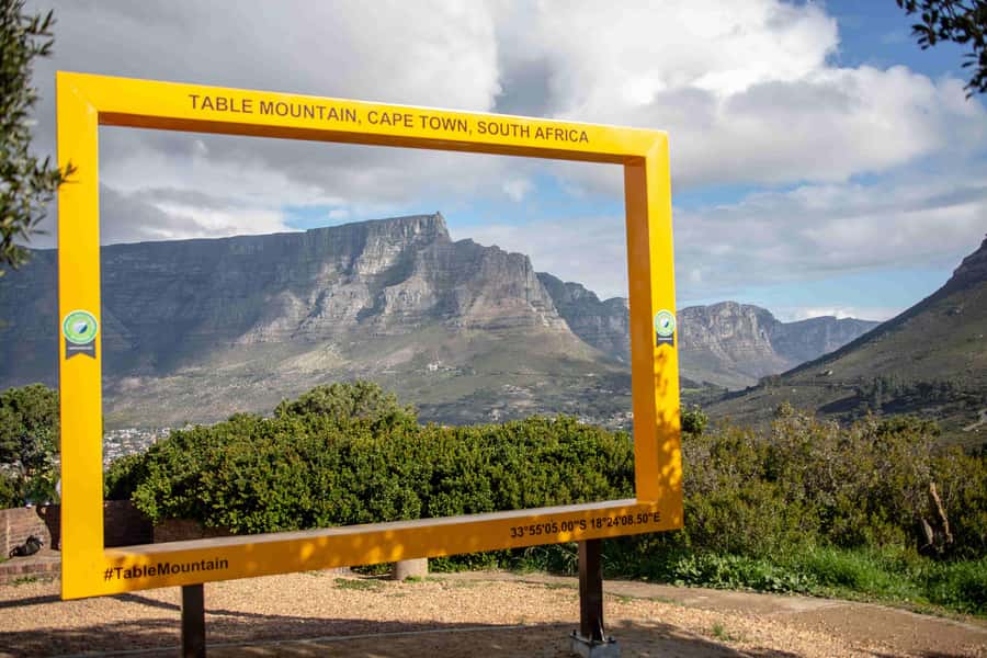 Cape Town: Table Mountain, Cape Point, and Penguins Tour - Cape of Good Hope puts the peninsula in context