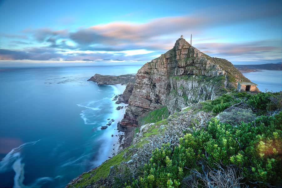 Cape Town: Table Mountain, Cape Point, and Penguins Tour - Bo-Kaap begins the city portion