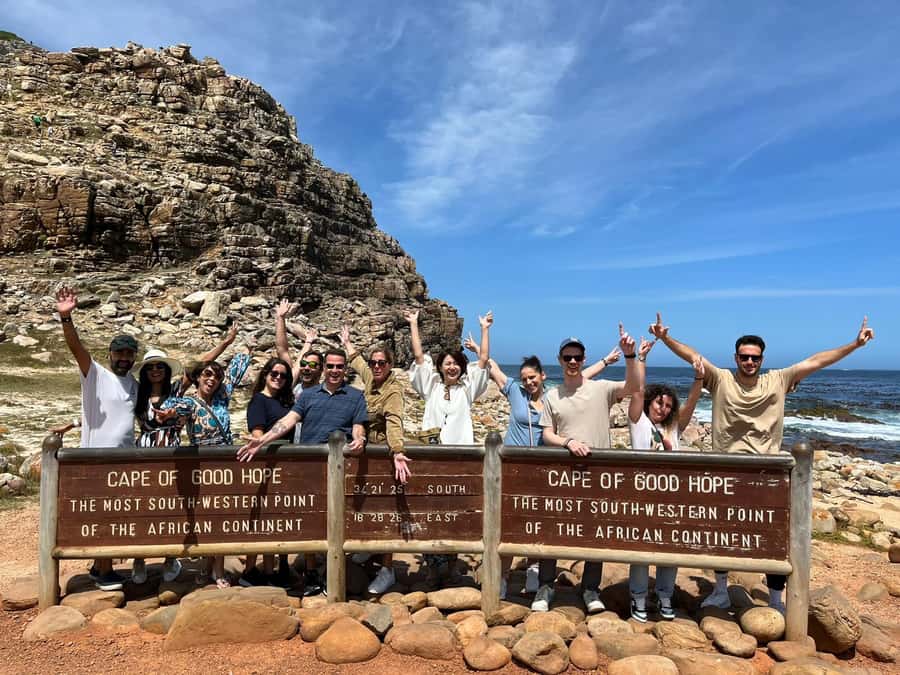 Cape Town: Table Mountain, Cape Point, & Penguins Group Tour - The guides make a real difference