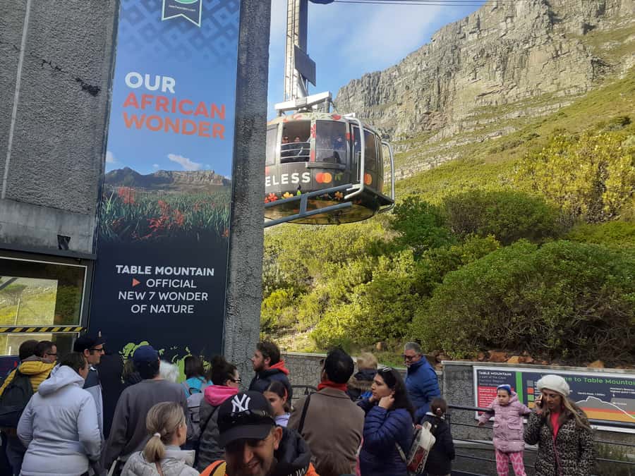 Cape Town: Table Mountain, Cape Point, Penguins Group Tour - Table Mountain gives you Cape Town from above