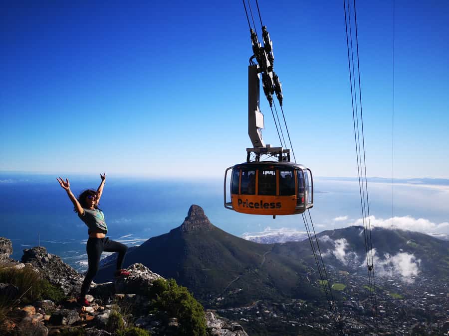 Cape Town: Table Mountain Half–Day India Venster Hike - Viewpoints toward Table Bay and the surrounding peaks