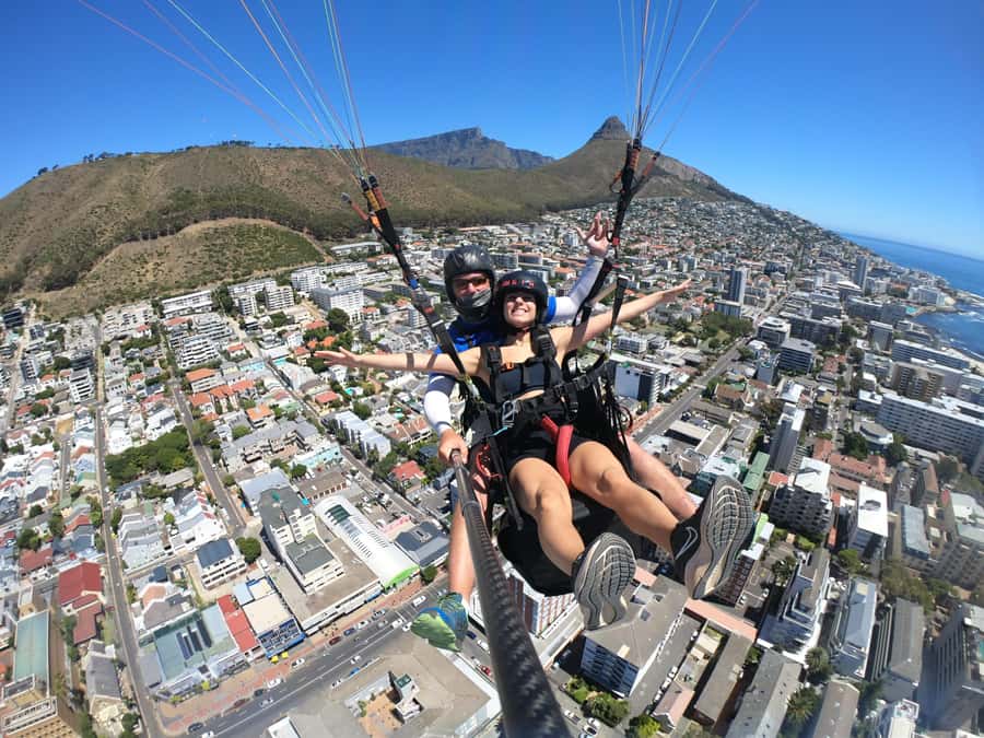 Cape Town: Tandem Paragliding with views of Table Mountain - What the 5 to 15 minutes in the air feel like
