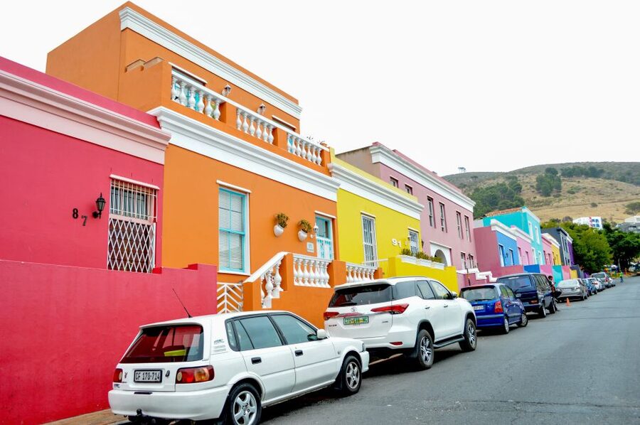 Cape Town Uncovered : Half-Day City Tour and Table Mountain - Guides shape the experience