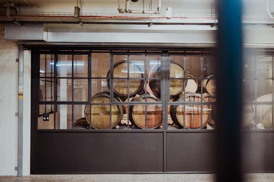Cape Town: Urban Winery Cellar Tour & Tastings - What the 90 minute visit includes