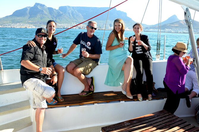 Champagne Cruise (Pre-Sunset) from Cape Town - What the late-afternoon route feels like